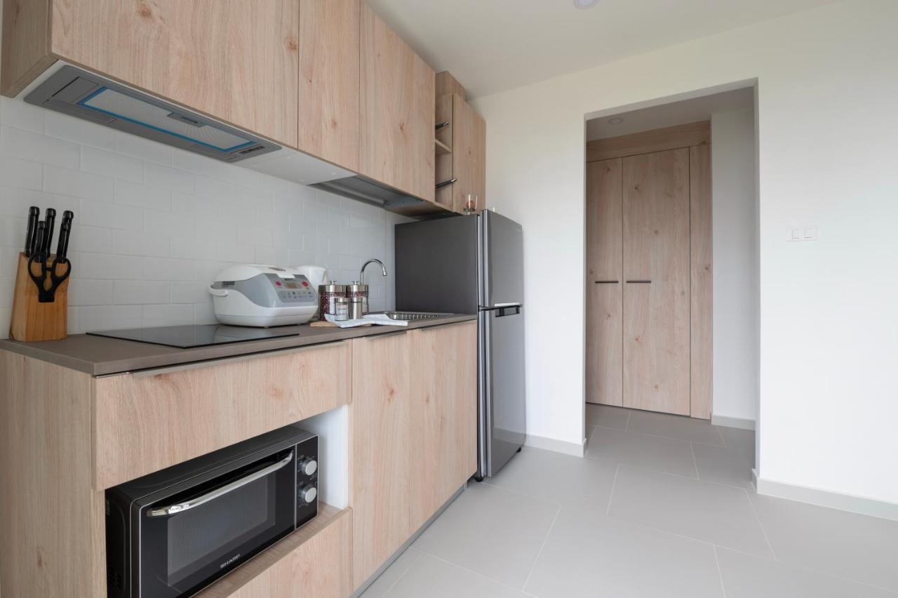 Homa Si Racha Hotell Exteriör bild