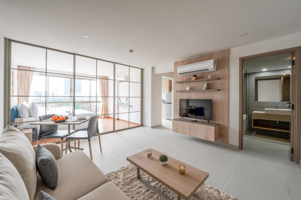 Homa Si Racha Hotell Exteriör bild